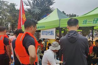 电讯报：由于埃弗顿遭遇扣分处罚，老板出售俱乐部面临数亿镑损失